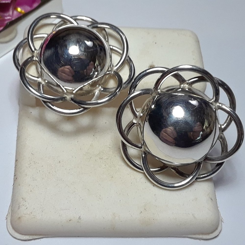 Estate Polished Ball &looping edge 1 1/8" Diameter Sterling925 Post Earring16151